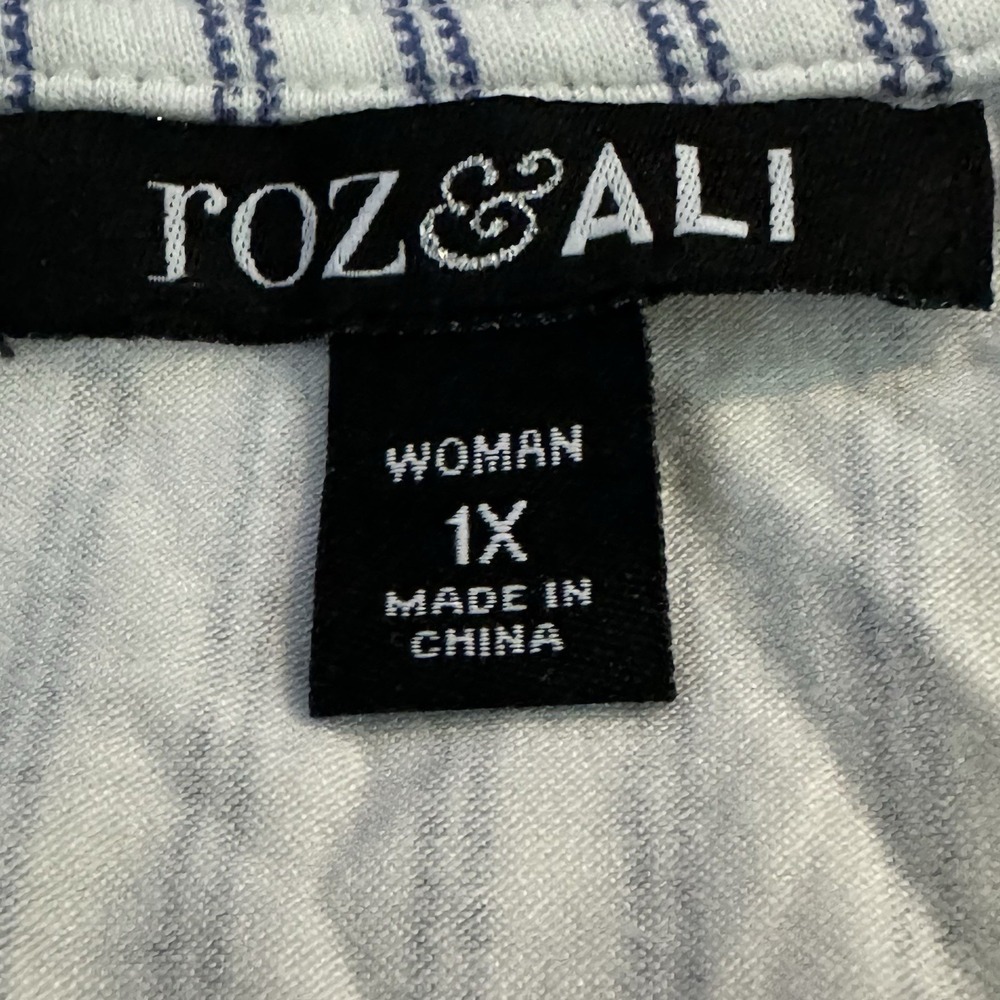 Roz & Ali 1X Shirt Top blue Floral Flower Sleeveless V Neck Stretch Lace Over - Picture 6 of 8